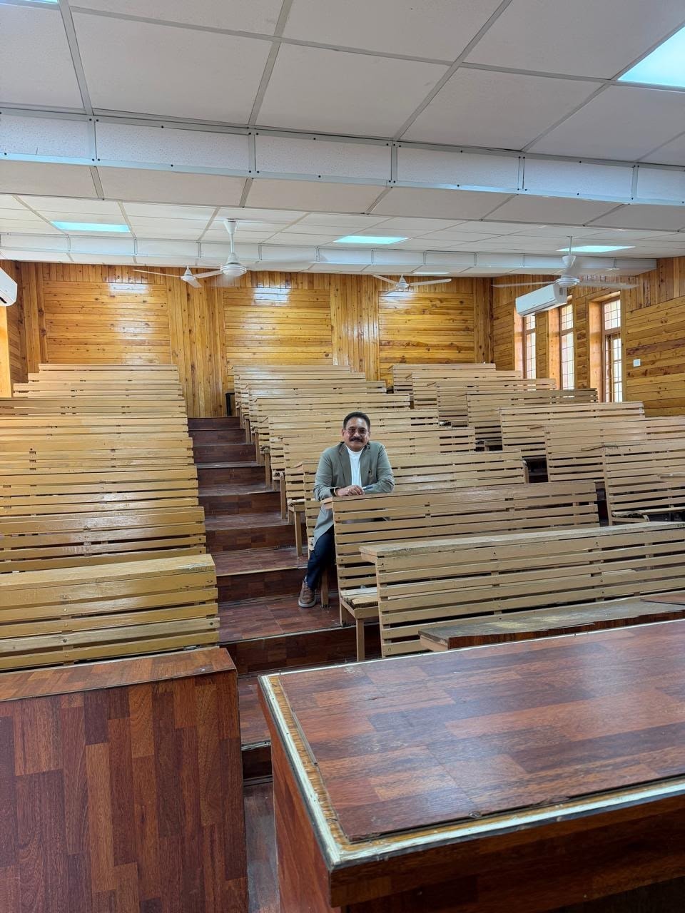 Sundeep Saksena in the iconic wooden lecture hall at NIT Srinagar